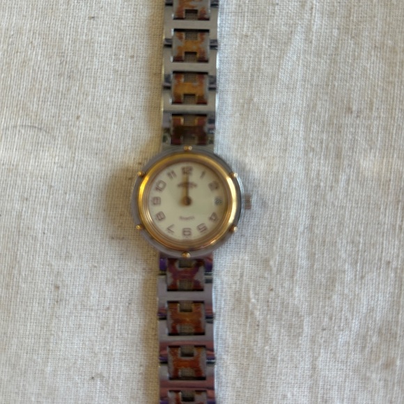 Auth HERMES QZ Clipper Ivory Dial Date Round Watch - Picture 3 of 10